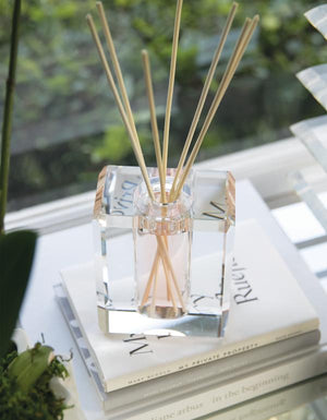 Antica Farmacista - Daphne Flower Crystal Diffuser In Gift Box w/500ml Diffuser & Reeds