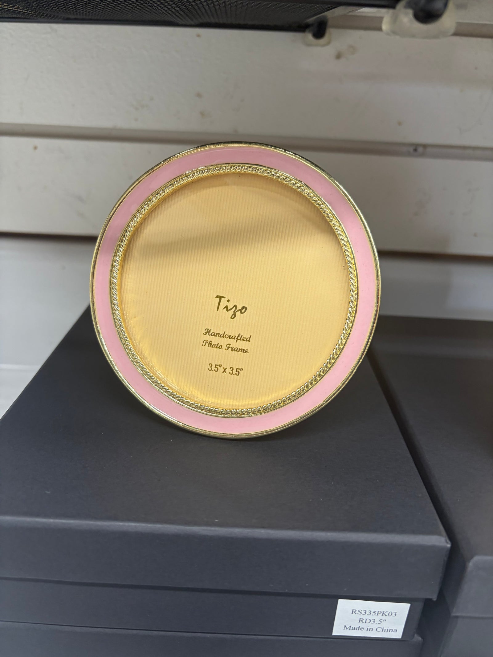 Tizo-3.5" Round Enamel Frame-Pink