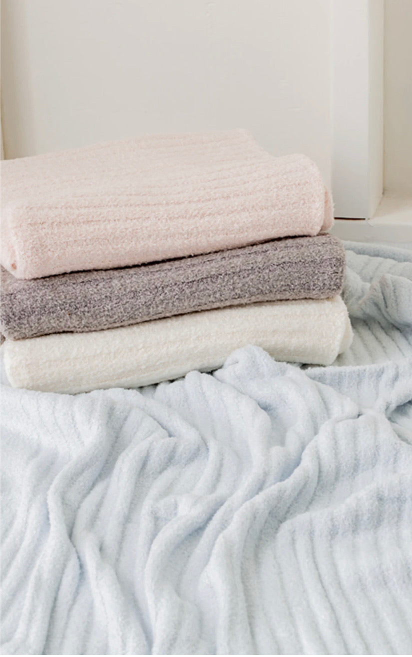 Barefoot Dreams - CozyChic Lite Ribbed Blanket 411 Blue - Haven & Co.